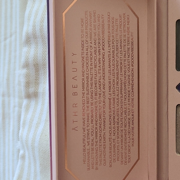 Aethr Beauty Moonlight Crystal Palette - Picture 3 of 7